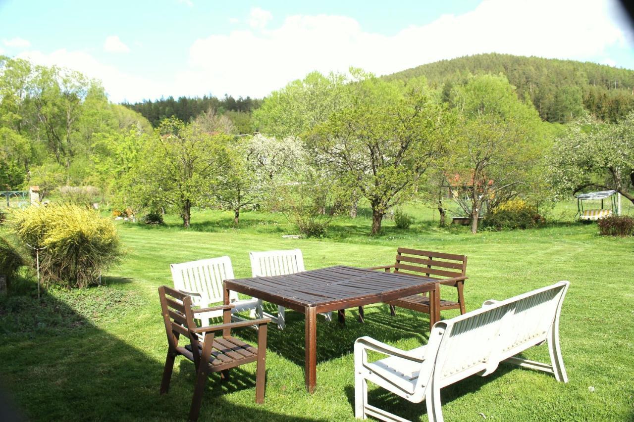 Ferienwohnung Statek Krizove Pole Vyšší Brod Exterior foto